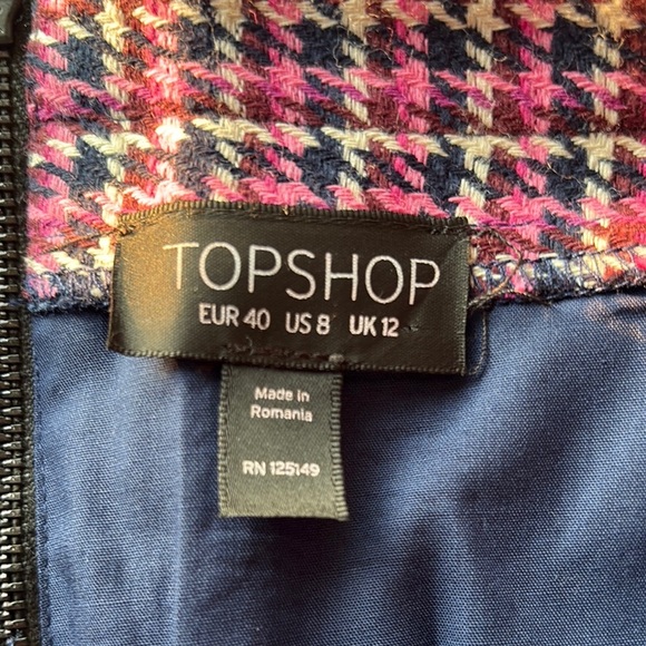 TOPSHOP Pink and Navy Houndstooth Skirt - Picture 2 of 8